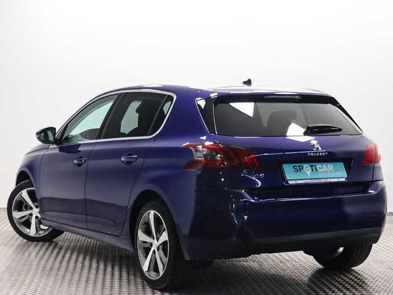 Peugeot 308 PureTech 110 S&S Allure 81 kW (110 CV)