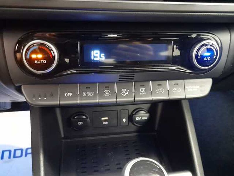 Hyundai Kona 1.6 GDI HEV Tecno 2C DCT 104 kW (141 CV)