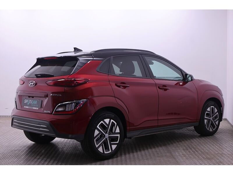 Hyundai Kona EV Style Sky 150 kW (204 CV)